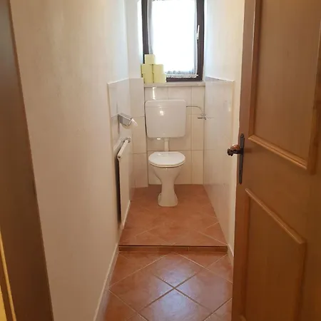 Apartment Farbmacher *